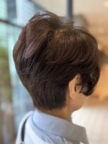 サロンイクエヤマザキ 文京(SALON IKUE YAMAZAKI) くびれショート パーマを使った毛流れスタイル