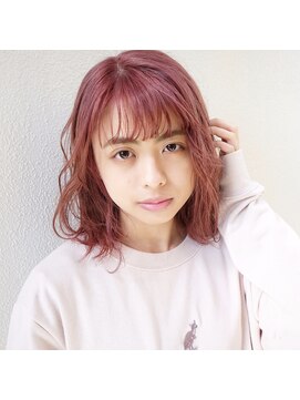 トータルビューティーサロン トップスタイル ミディアムフェミニンボブ