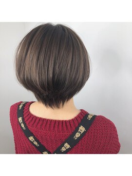 アヴァンス 江坂店(AVANCE.) ショートボブセピアベージュ