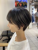 ペネロープ(Penelope)&nbsp;小顔ショート　美人ショート　くびれショート　YACHI