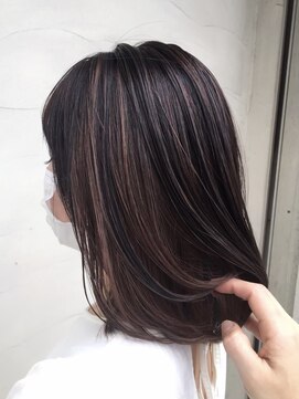 リィリ バイ ロダット 横浜(rili by LODAT) ナチュラルバレイヤージュ【rili横浜】