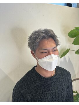 アモン 小倉駅前店(amon) 【髪質改善専門店】シルバーカラー