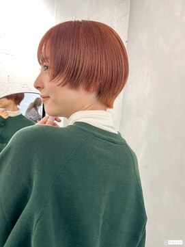 フォト 新宿(foto) ショートヘアレイヤーカットデザインカラーオリーブベージュ新宿