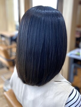 アロマヘアルーム 横浜店(AROMA hair room) 美髪ミディアムストレート/エアーストレート/艶髪/横浜/横浜西口