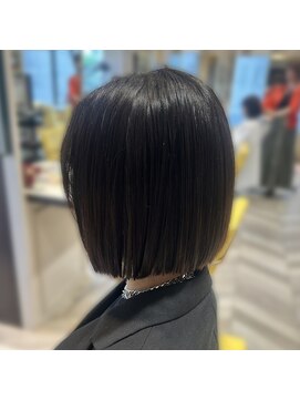 ゼンコー キチジョウジ(ZENKO KICHIJOJI) 切りっぱなしボブ