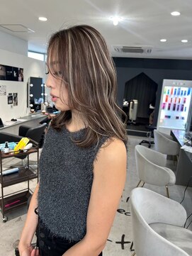 キング(K!ng) 【枚方、樟葉】ベージュハイライト