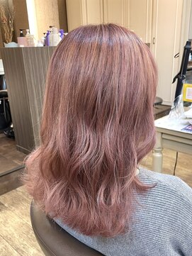 アルターリール(aL ter Rire) 黒髪/ボブルフ/ネビージュ/小顔/ワンレン/中村郁未