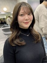 シティ(CITY)&nbsp;ベージュカラー　レイヤーカット　韓国ヘア