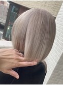 ホワイトブロンドケアブリーチダブルカラーグレージュボブ横浜駅