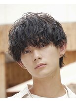 フィフス(fifth)&nbsp;原宿ルーズパーマメンズカットシースルーマッシュウルフ韓国30代