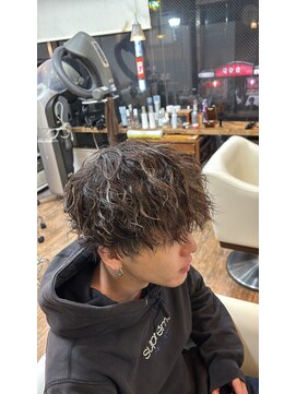 スタジオフォーエイチ(STUDIO 4H) ツイストパーマ