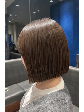 ブラン(Le BLANC) 【イシザキ】大人可愛い切りっぱなしボブ