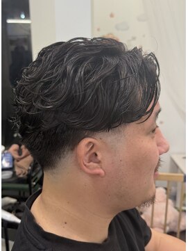 レリンク バイ コッミナム(LeLink by COMiNUM) ラフに動くスパイラルパーマ