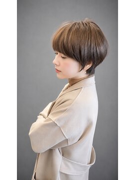 ピース バイ シータ(PEACE by CITA) 【KENJI】骨格診断で叶う大人美人ショートボブ