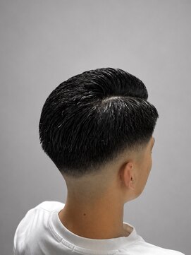 バーバーショップグランツ(Bar ber Shop GRAnt'z) スキンフェードサイドパート