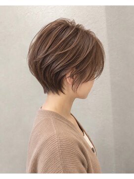 アトラ ハッピーヘアライフ 昭和町店(attra happyhairlife) くびれショート×ハイライト 横顔美人/前髪カット