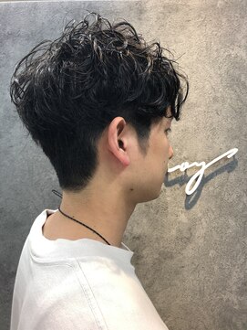 ノイ(Noy) ツーブロックスパイラルパーマ