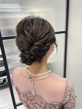 フェリア 松山(Feria) 【Feria松山】キュートなシニヨンヘア‐相原愛梨‐