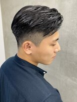 アンバー(UMBER)&nbsp;ツーブロック　フェード