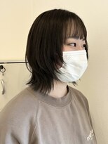 ロルド シェリ(Rold Cheri)&nbsp;ウルフカット/レイヤーカット/顔周りカット/オリーブカラー