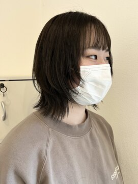 ロルド シェリ(Rold Cheri) ウルフカット/レイヤーカット/顔周りカット/オリーブカラー