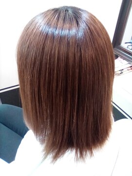 ヘアシップ パロス(Hair ship pharos) 頑固な癖毛も艶々に!縮毛矯正