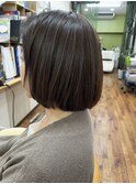 リタッチカラーのボブスタイル