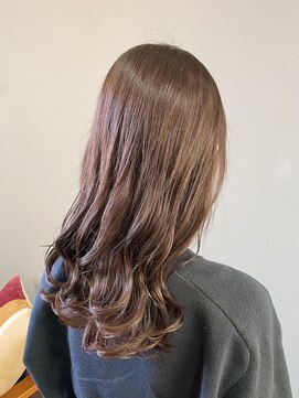 ココカラヘアー ニコ(cococara hair nico) ナチュラルカラー/ゆるまきロング/メンテナンスカット
