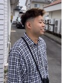 ツイストパーマ×スキンフェード