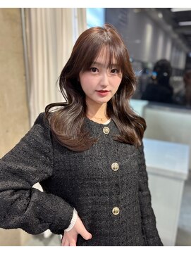 リリー(Lilley) ブラウン透明感カラー☆巻けるレイヤーカット