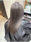 バレイヤージュ、ハイライト、レイヤーロング、グレーベージュ