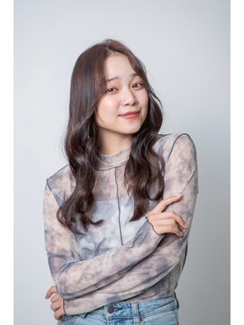 ルフュージュ バイ プロデュース 相模大野店(Refuge by Produce) チョコレートブラウン/ゆるふわウェーブ