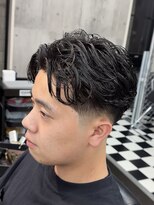 メイン(MENIN)&nbsp;【Insta@hi_de0205】フェードスタイル[相模大野/眉毛/眉毛/短髪]