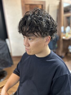 スリル ヘア アンド ネイル デザイン 恵比寿店(sulir hair and nail design) メンズハイライトパーマニュアンスパーマ波巻きパーマ前髪あり