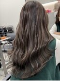 ミルクティーベージュ白髪ぼかしハイライトダブルカラーブリーチ