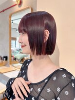 ガーデンエン 表参道(GARDEN eN)&nbsp;ぱつっとボブと肌馴染みのいいチェリーレッド