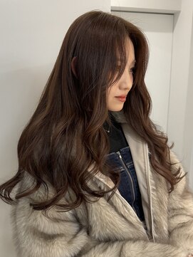 ブラウンカラー × 秋冬カラー