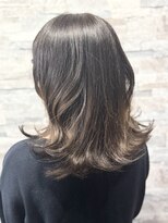 ヴィソップ(V.S.O.P)&nbsp;ナチュラルブラウン×ワンレングスミディアム