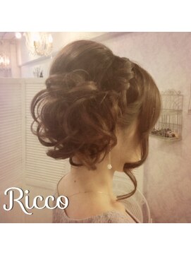 ヘアメイクアンドセットサロン リッコ(Hair make&set salon Ricco) Ricco大人かわいい　ゆるふわサイドアップ