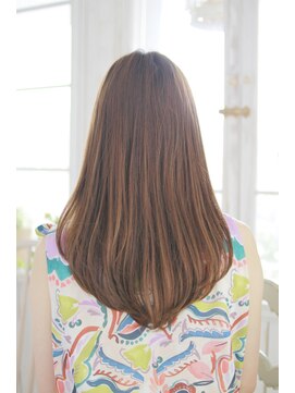 トランクイル サフリック(TRAN9UIL safric) 20代・30代・40代 力を抜いてまとえるロング