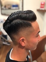 グルーマーズトウキョウ(GROOMER/S TOKYO)&nbsp;スキンフェード　ポンパドール【HOMME HAIR ZERO伊藤】