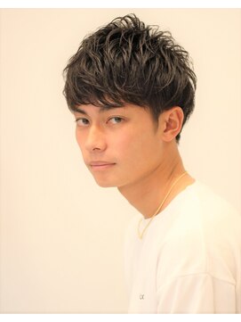 ノイセル(Noisyle) ショートレイヤー黒髪爽やかツーブロック くせ毛風パーマ