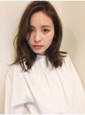外ハネMIXニュアンスくびれエアリーミディ