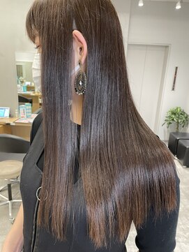 アヴァンス 京橋店(AVANCE) ロングヘアを艶々サラサラ美髪に!髪質改善とグレージュ@京橋