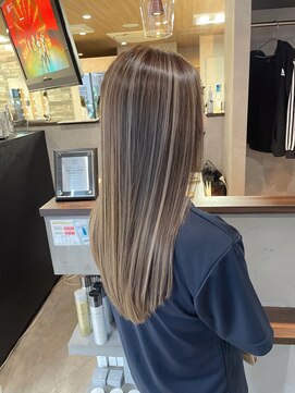 リエンス(RIENS) 【RIENS】ハイライトカラー×山本優舞