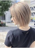 ミルキーボブ　表参道　ブリーチカラー