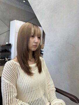 ラボアン 梅田店(lab.em.) 顔周りレイヤーカット