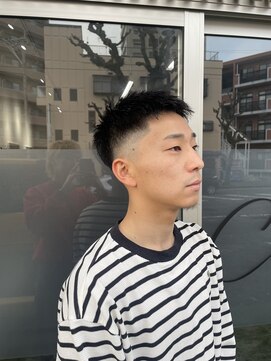 クロ(Chro) 短髪フェード