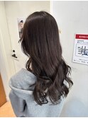 暗めグレージュカラー透明感カラー