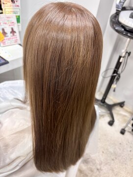 フィゼル 南堀江店(fizelle) ツヤ感ベージュカラー